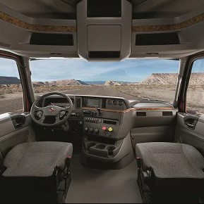 International LT 1